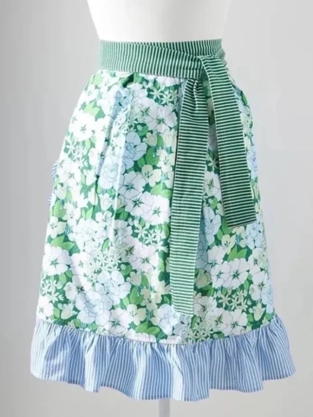 NWT Anthropologie Lyla Half Apron Blue Floral